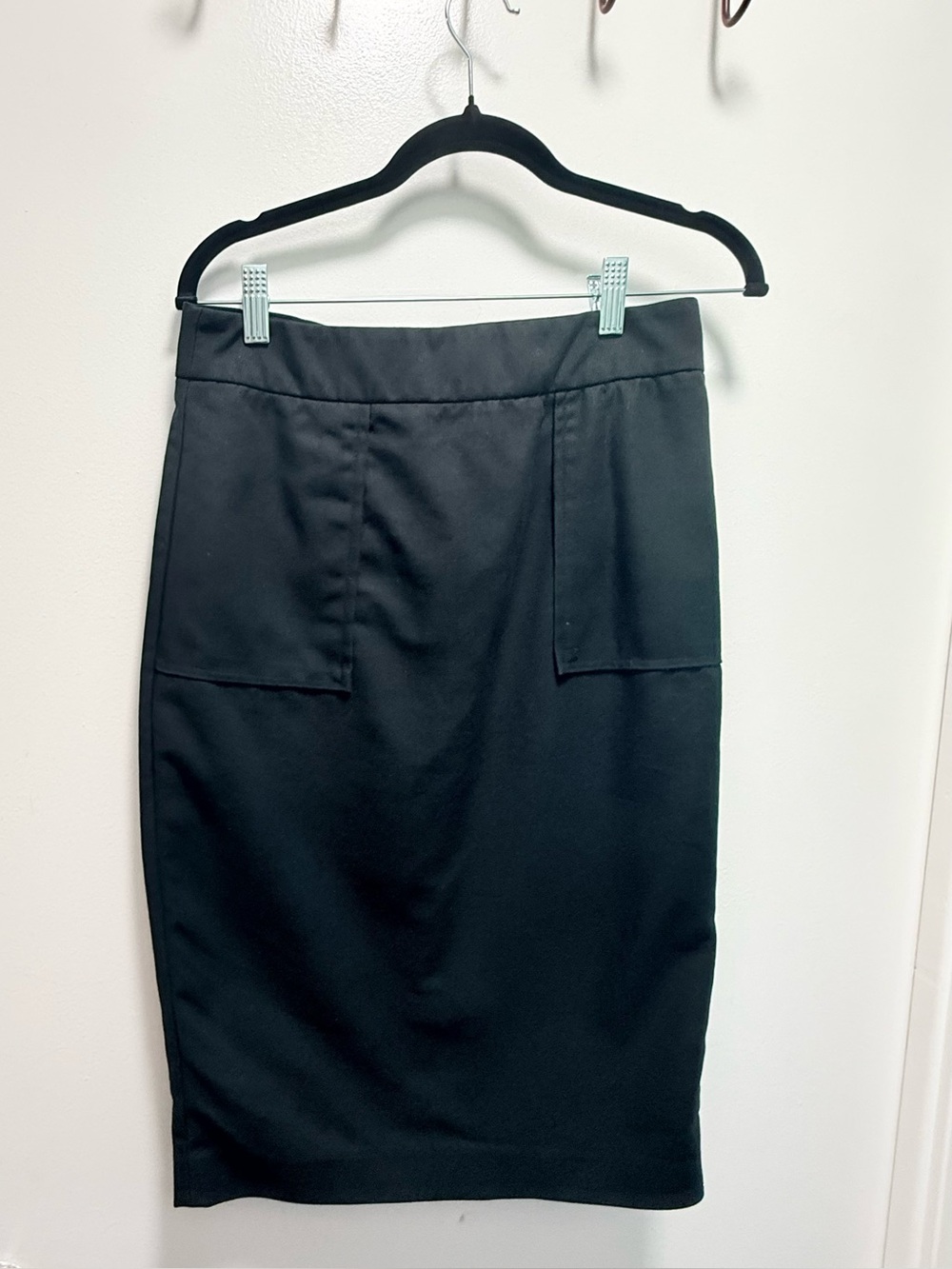 Zara Basic Black High Waisted Pencil Skirt with Front Pockets Size M